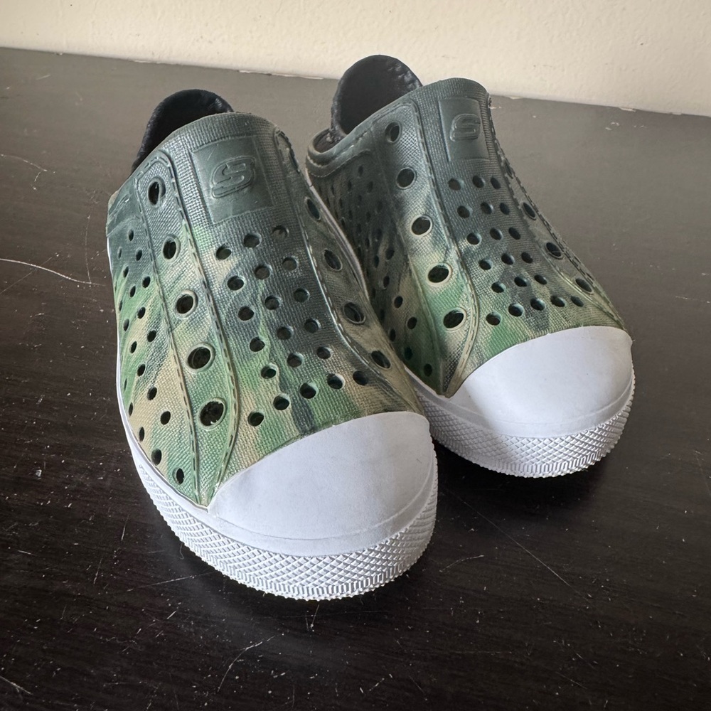 Sketchers Green Camouflage Kids' Slip-On Shoes